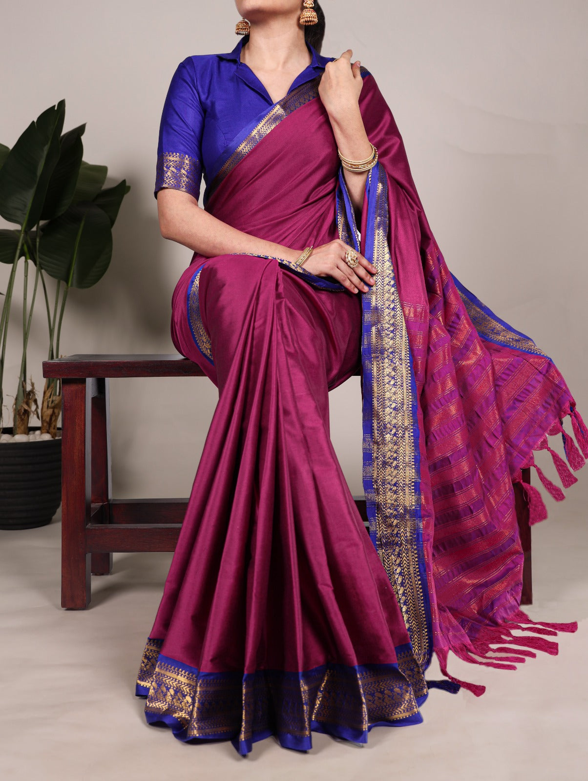 Aura Silk Zari Weaving Work Saree