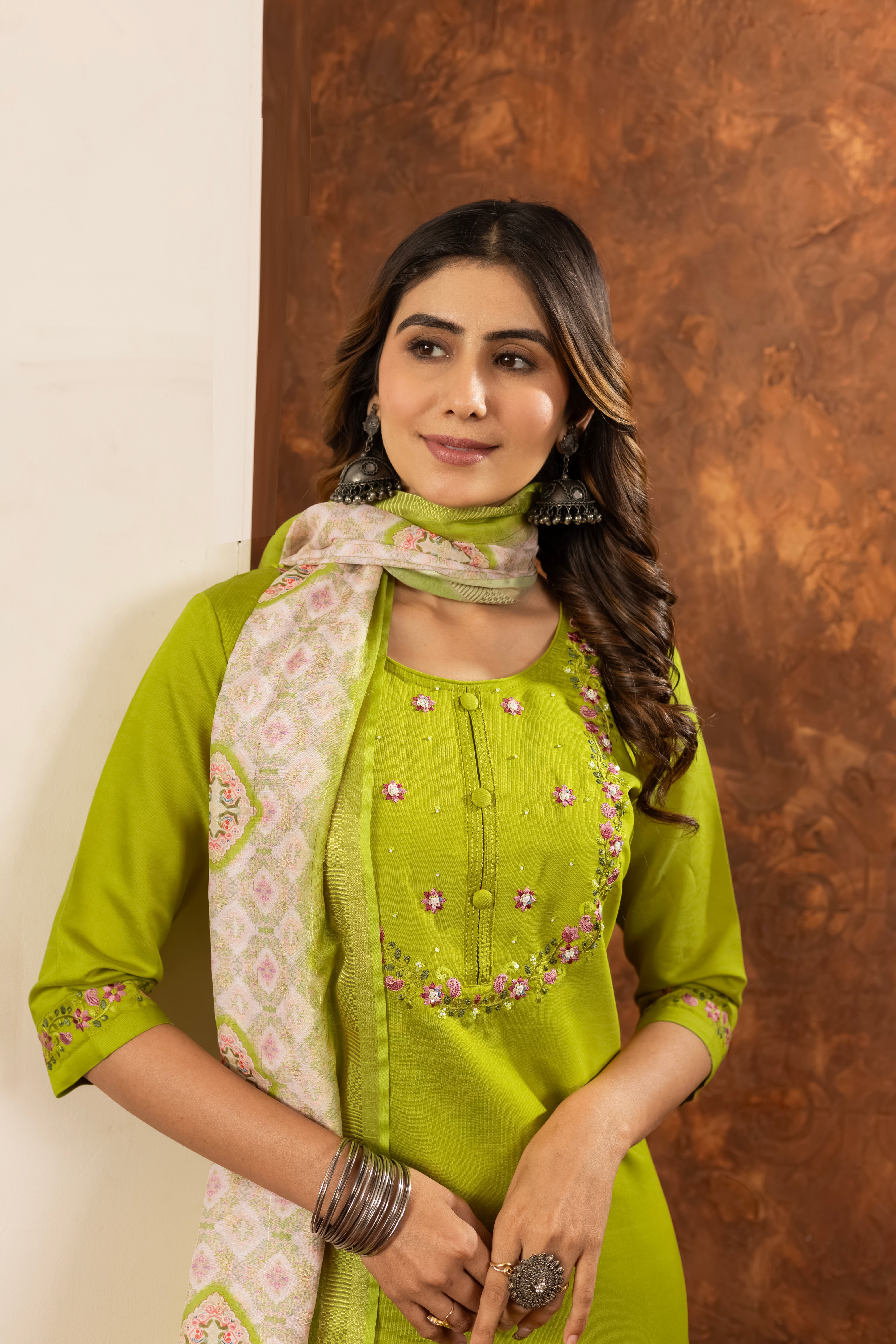 Elegant Straight Kurti Pant Dupatta