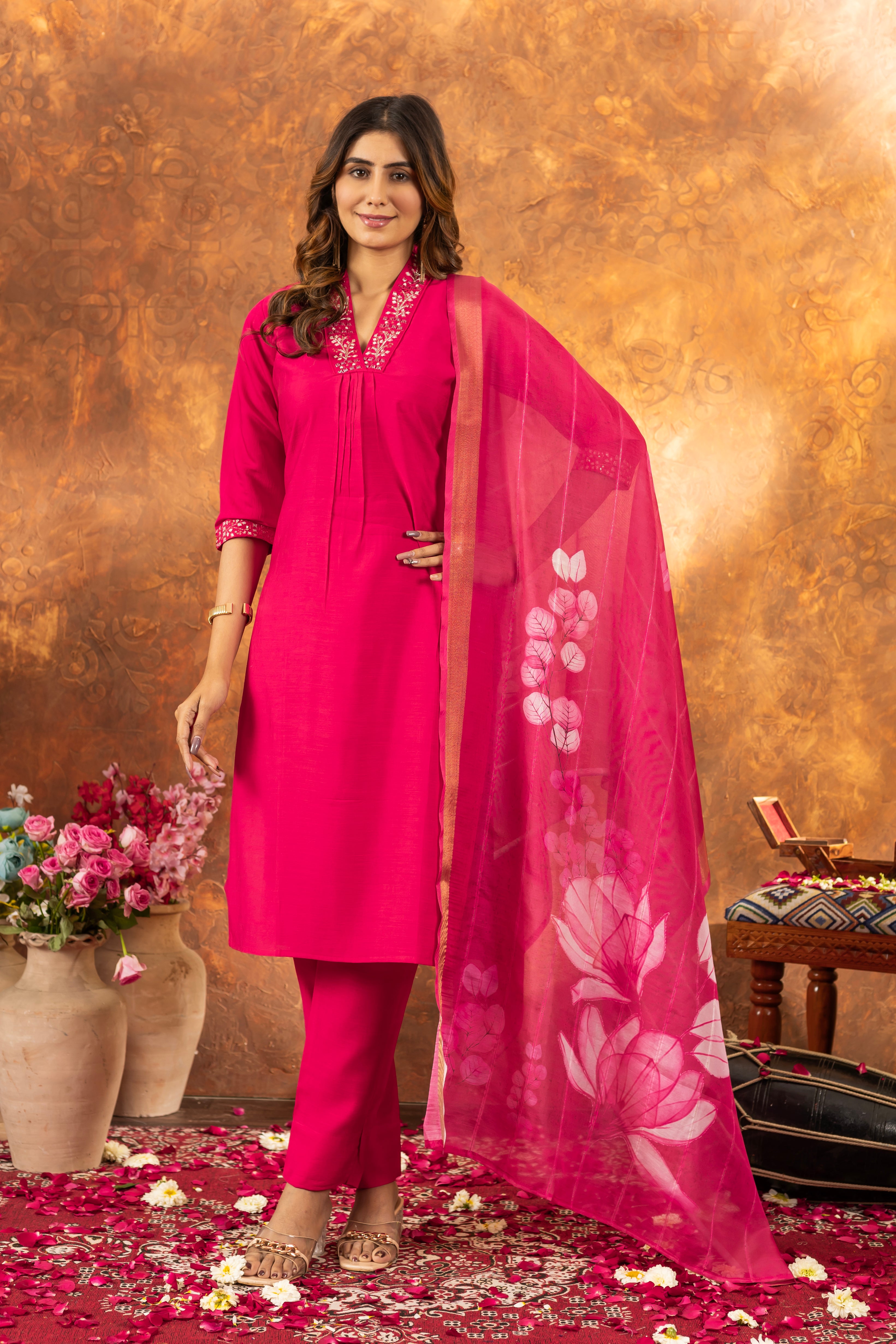 Elegant Straight Kurti Pant Dupatta Set