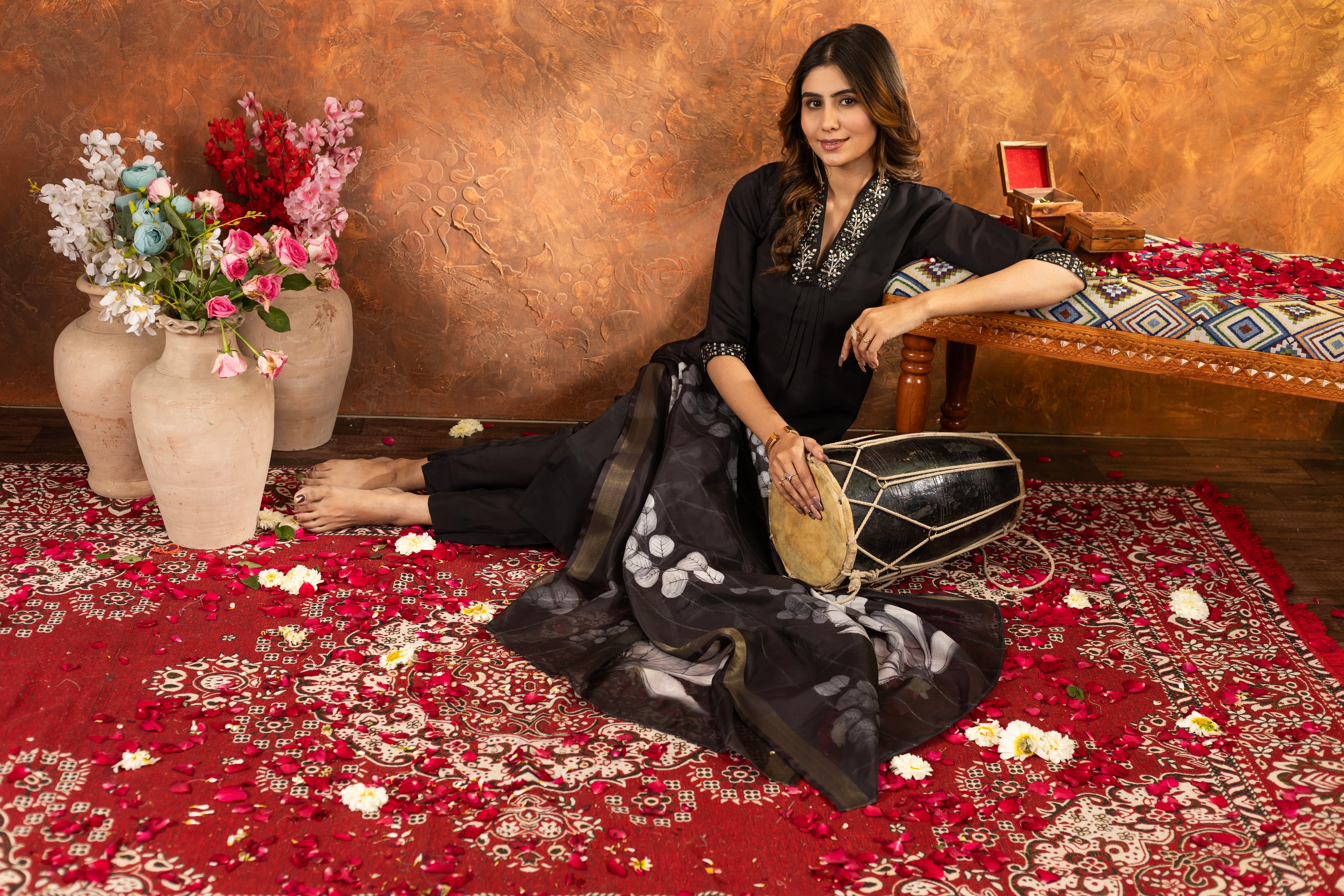 Elegant Straight Kurti Pant Dupatta Set