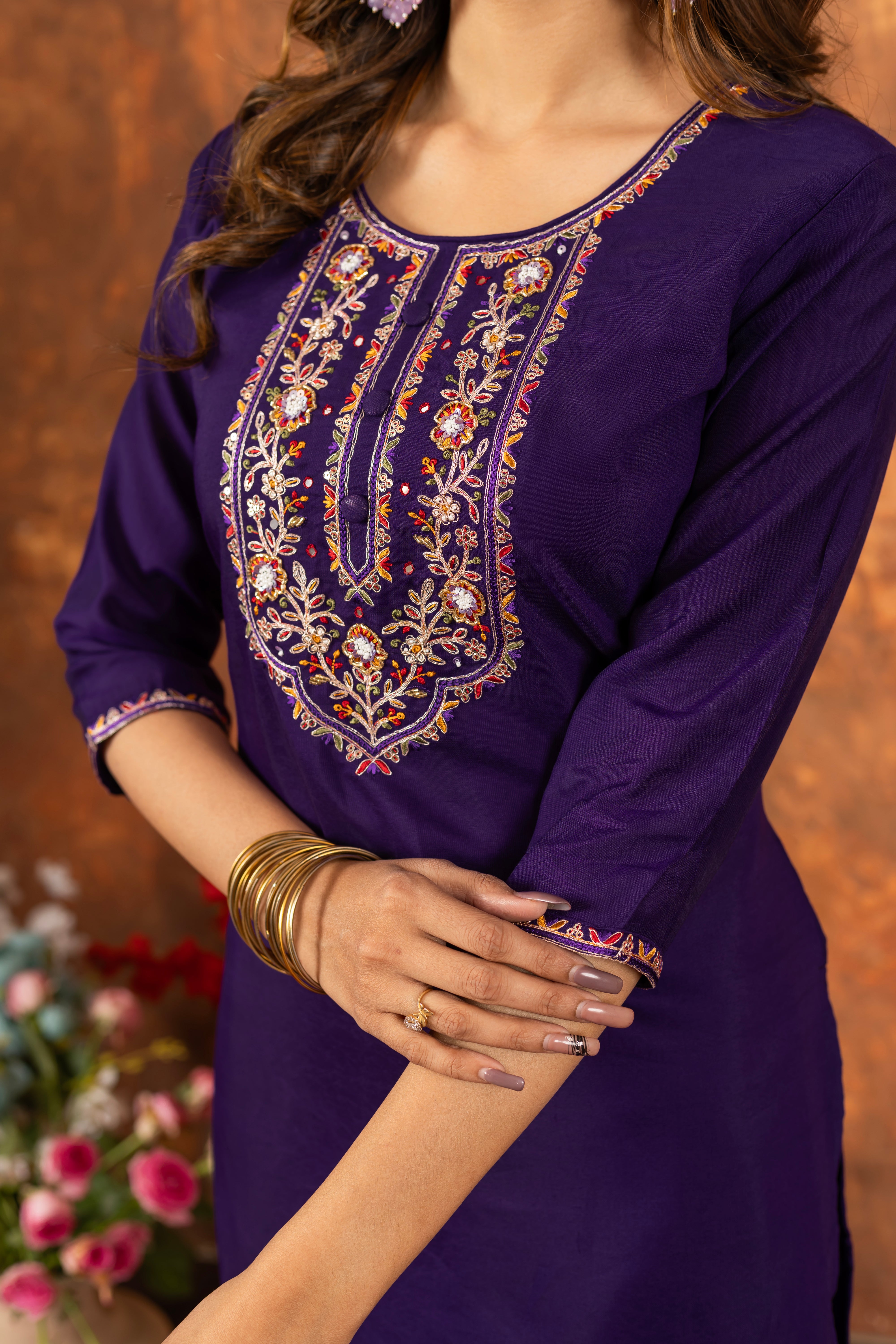 Elegant Straight Kurti Pant Dupatta Set