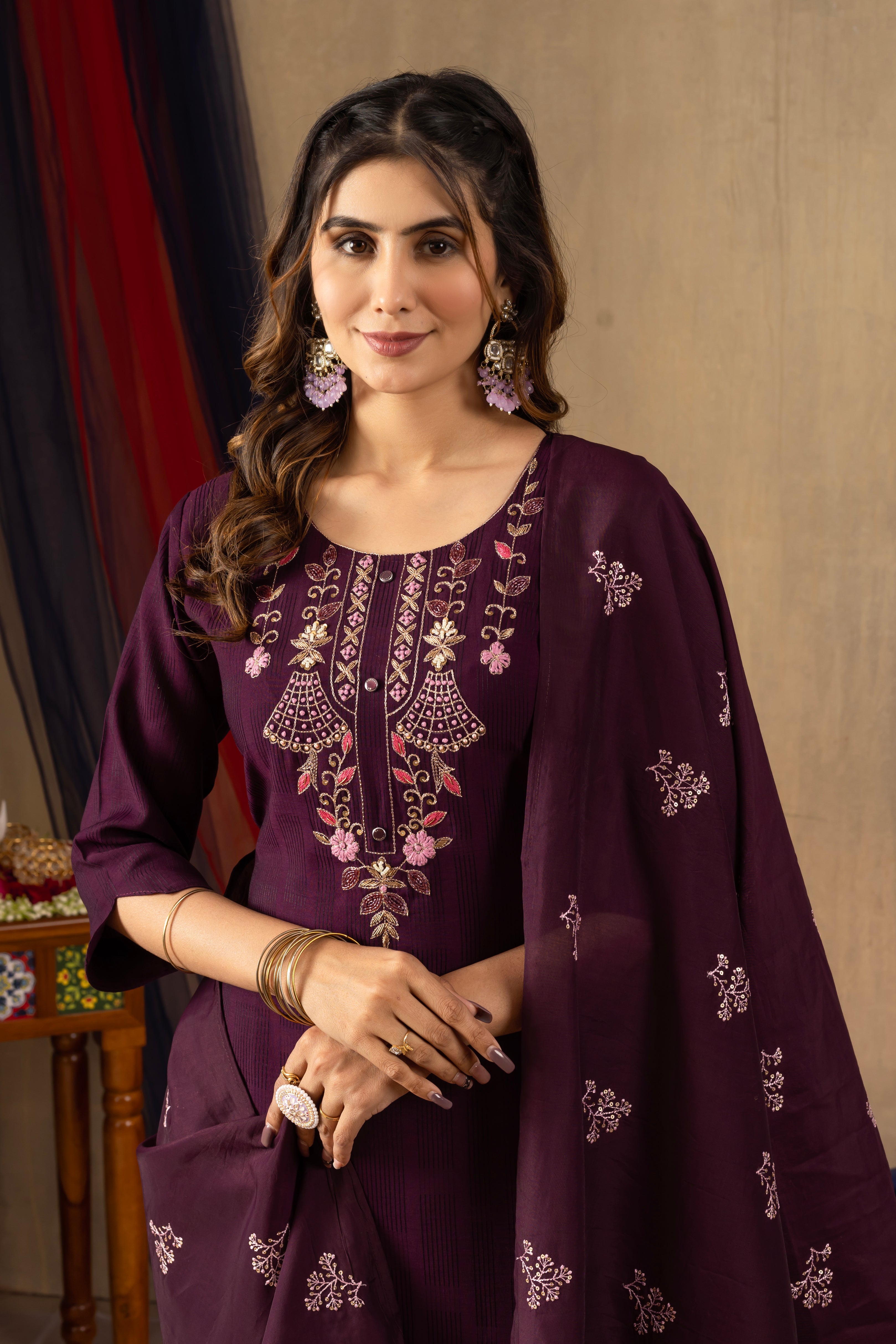 Elegant Straight Kurti Pant Dupatta Set