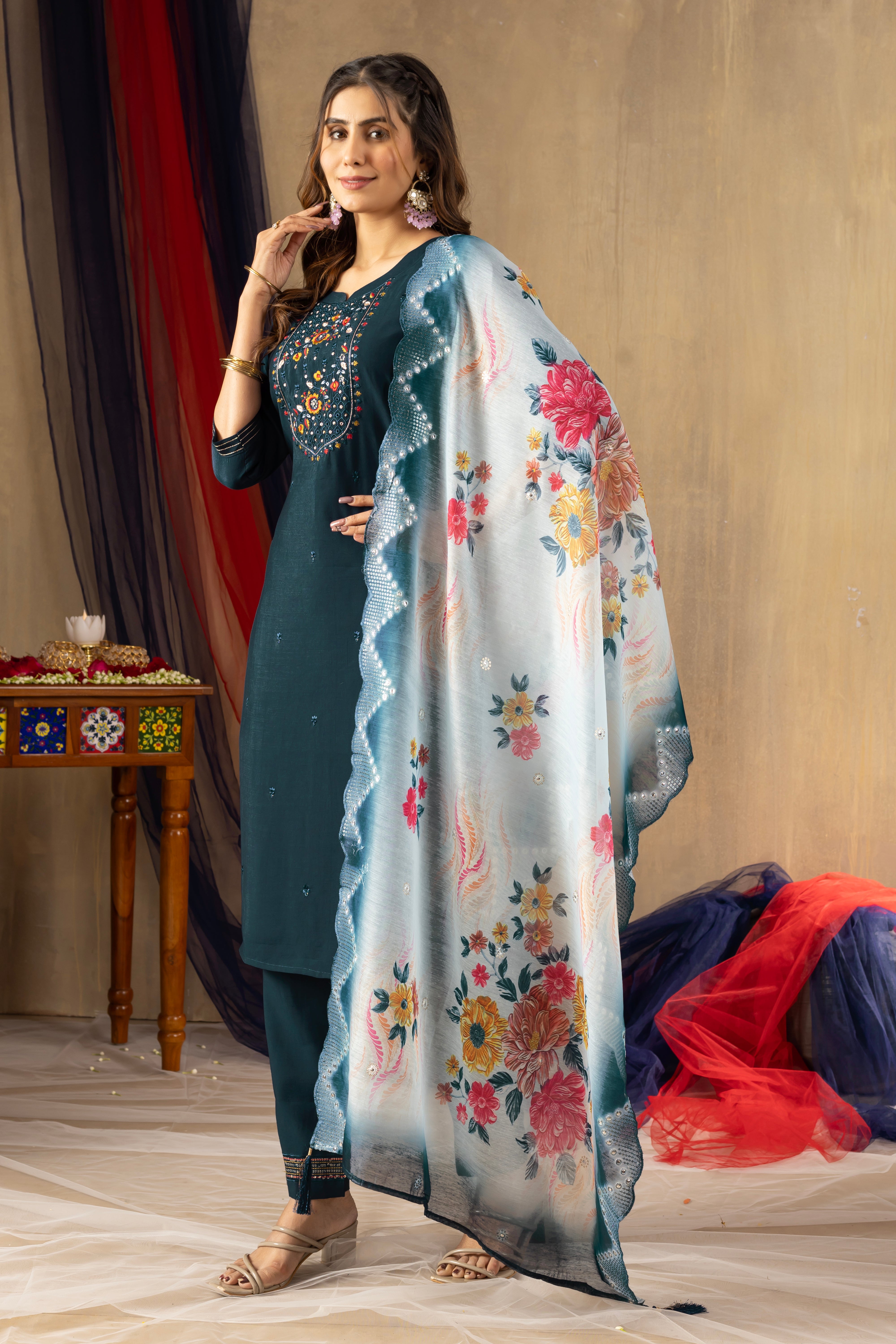 Elegant Straight Kurti Pant Dupatta Set