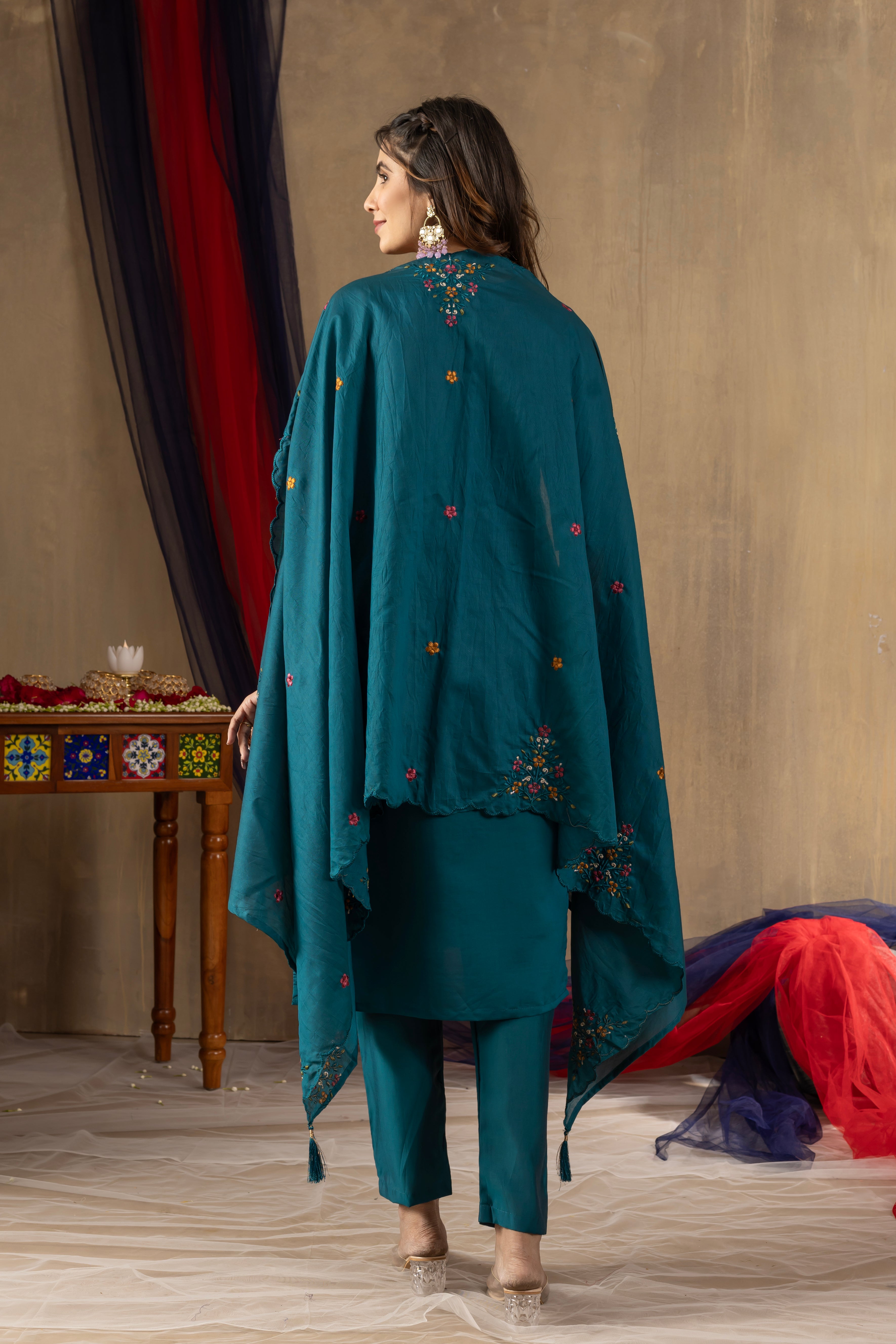 Elegant Straight Kurti Pant Dupatta Set