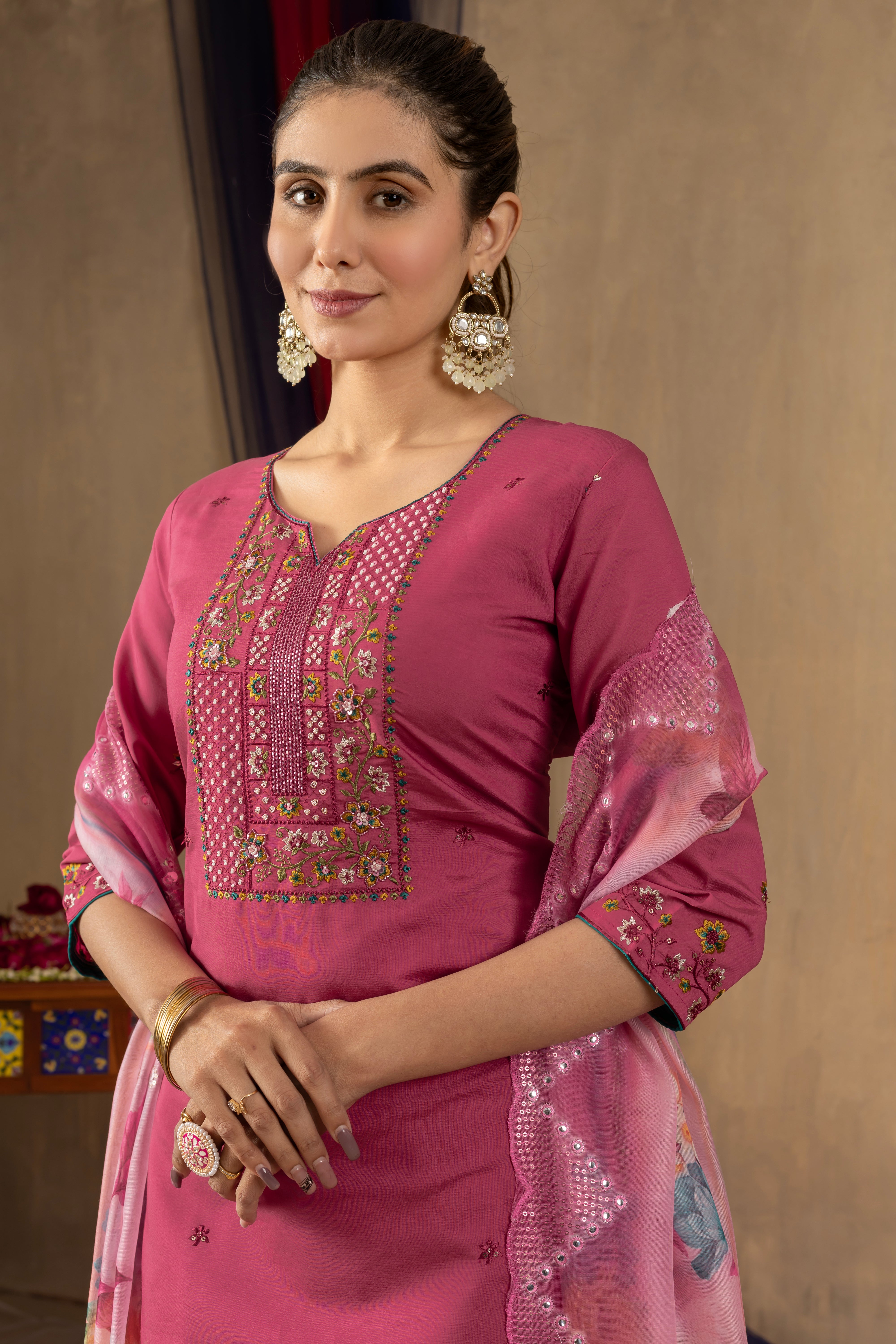 Elegant Straight Kurti Pant Dupatta Set