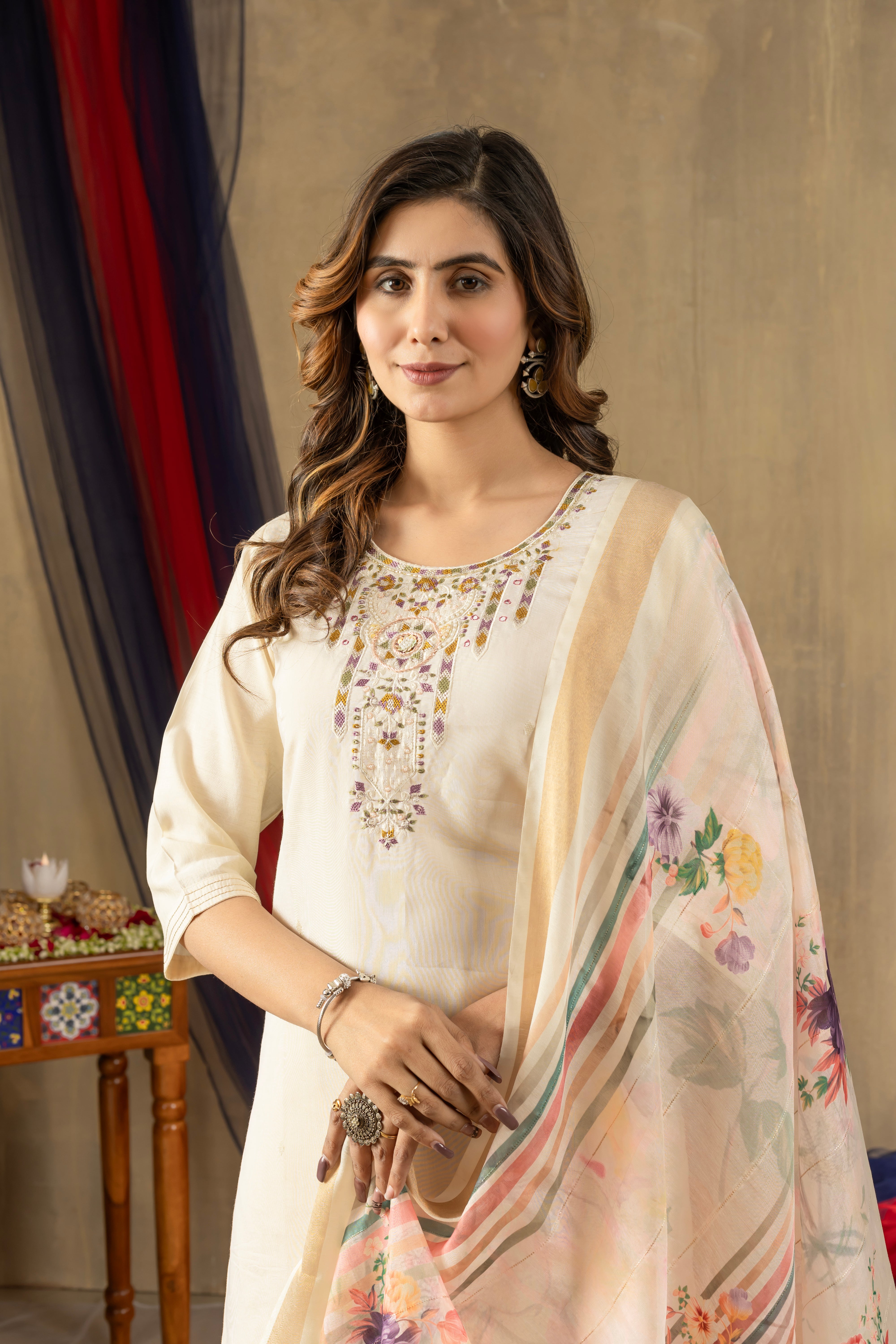 Elegant Straight Kurti Pant Dupatta Set