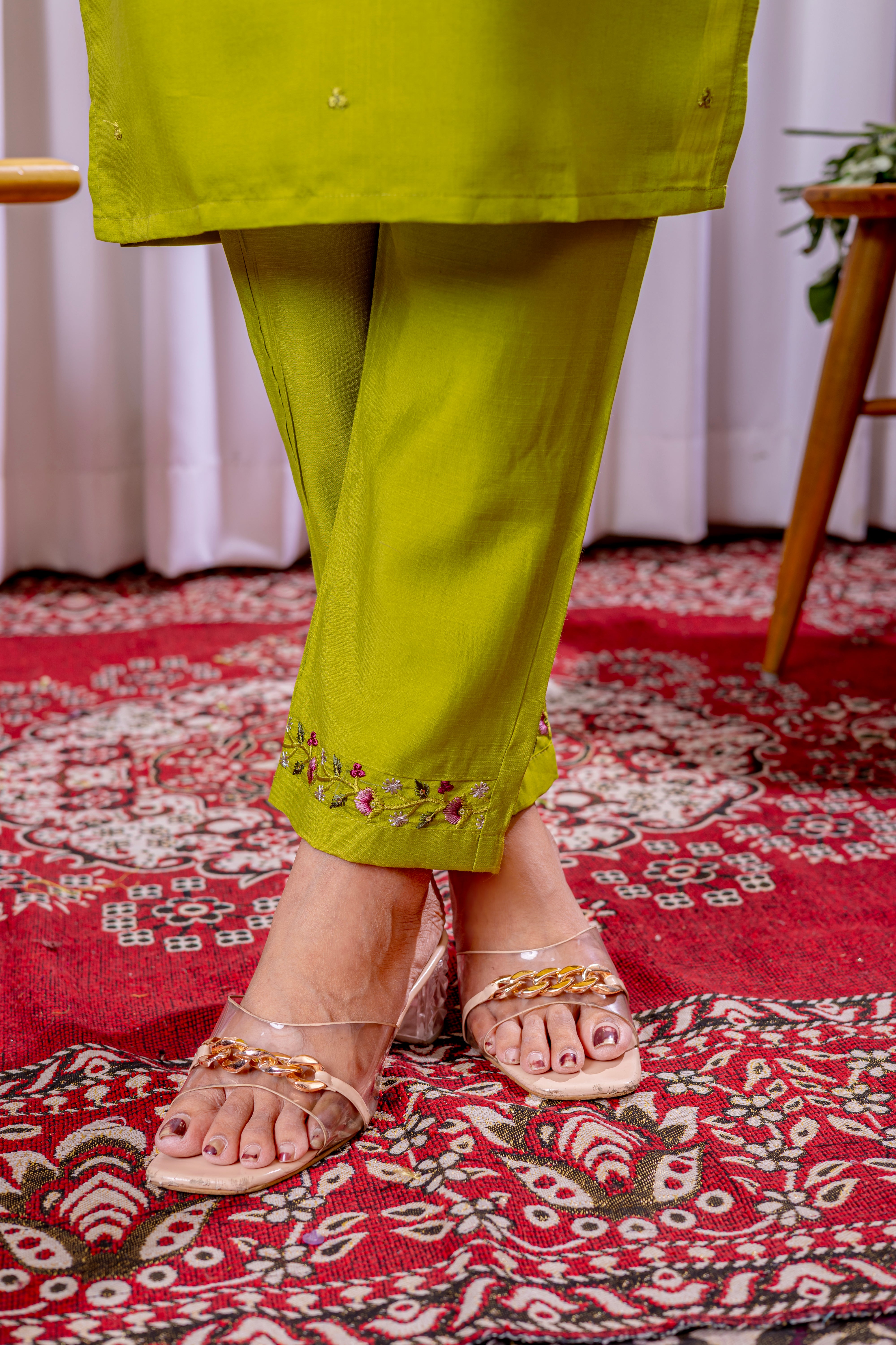 Elegant Straight Kurti Pant Dupatta Set