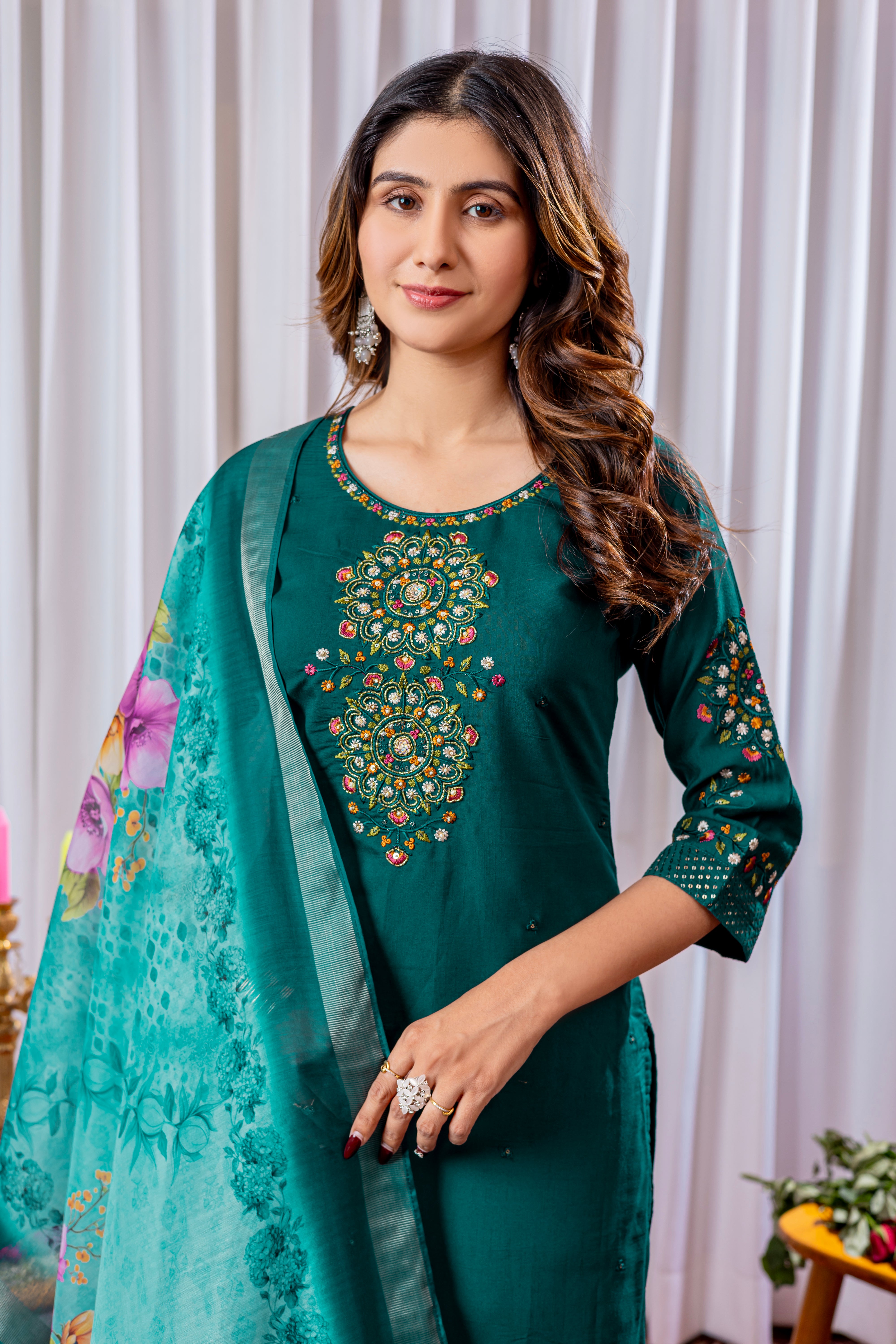 Elegant Straight Kurti Pant Dupatta Set