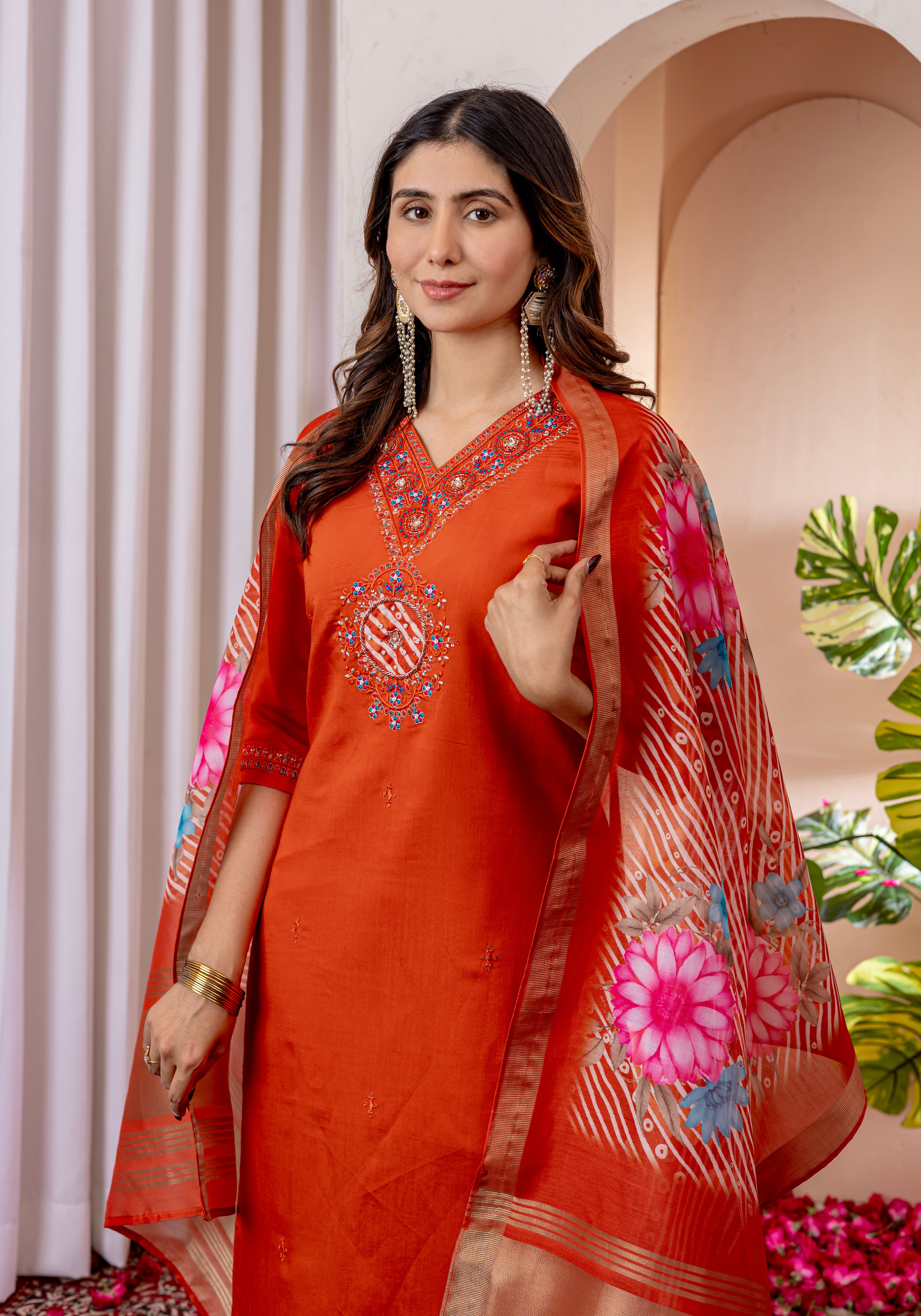 Elegant Straight Kurti Pant Dupatta Set