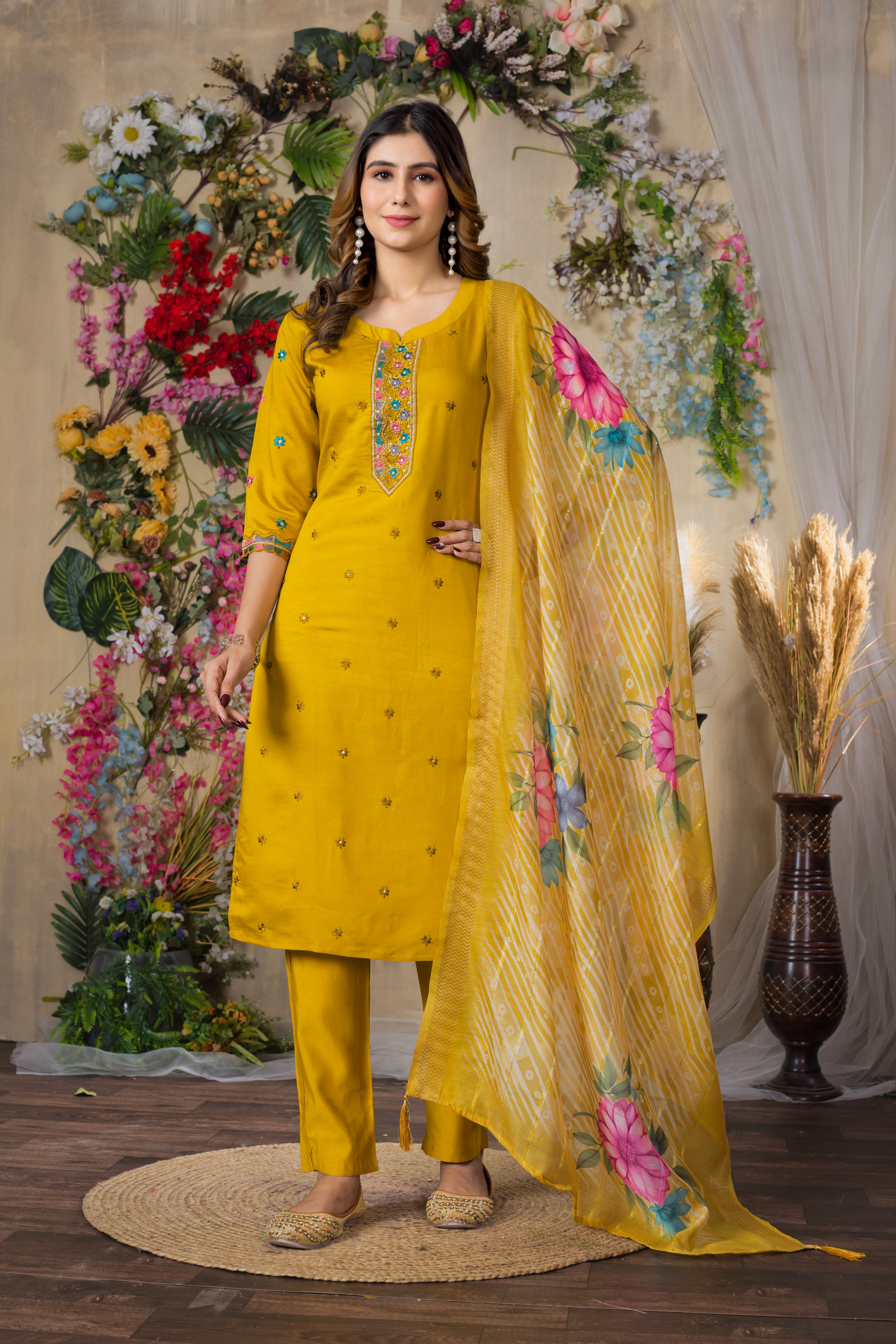 Elegant Straight Kurti Pant Dupatta Set