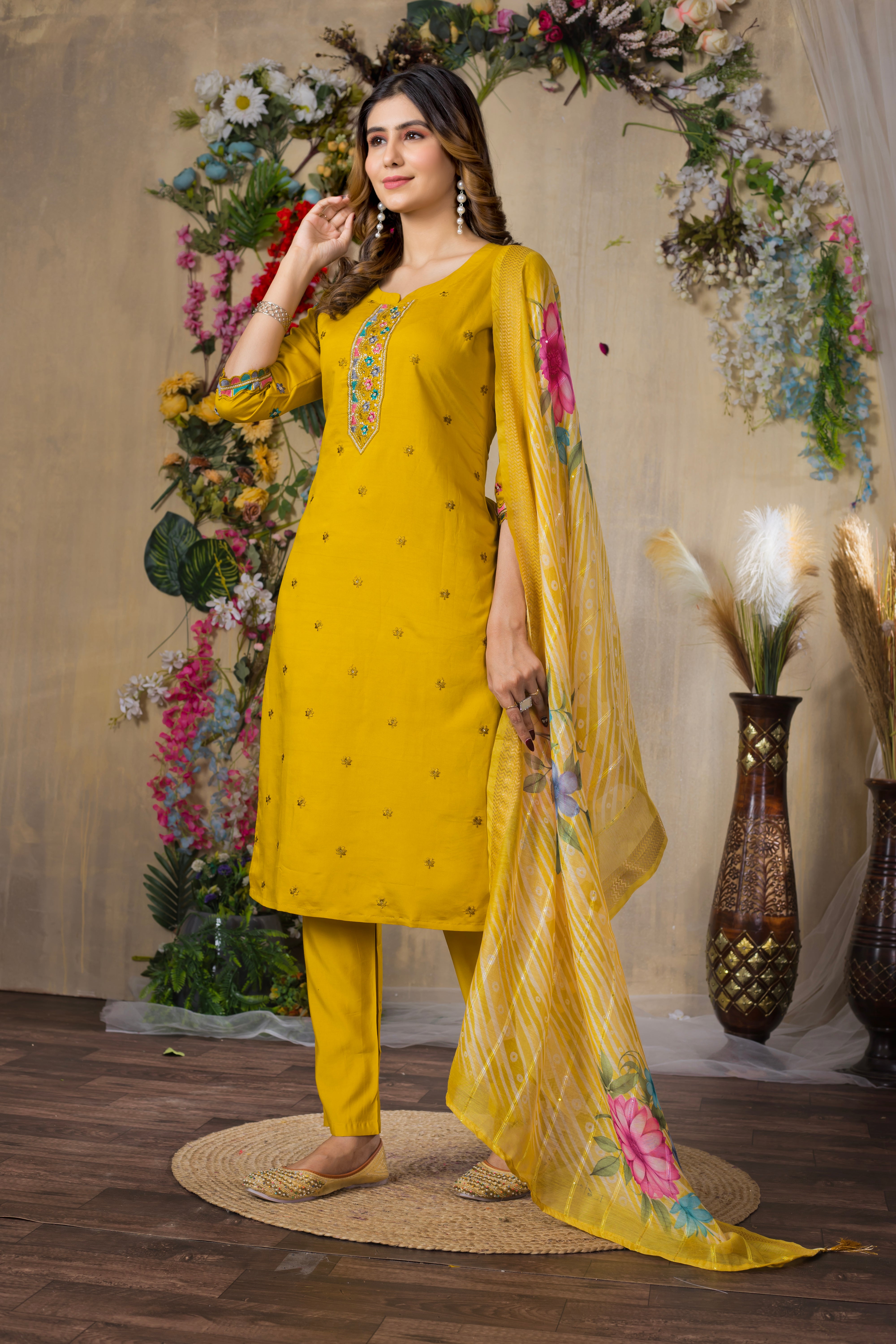 Elegant Straight Kurti Pant Dupatta Set