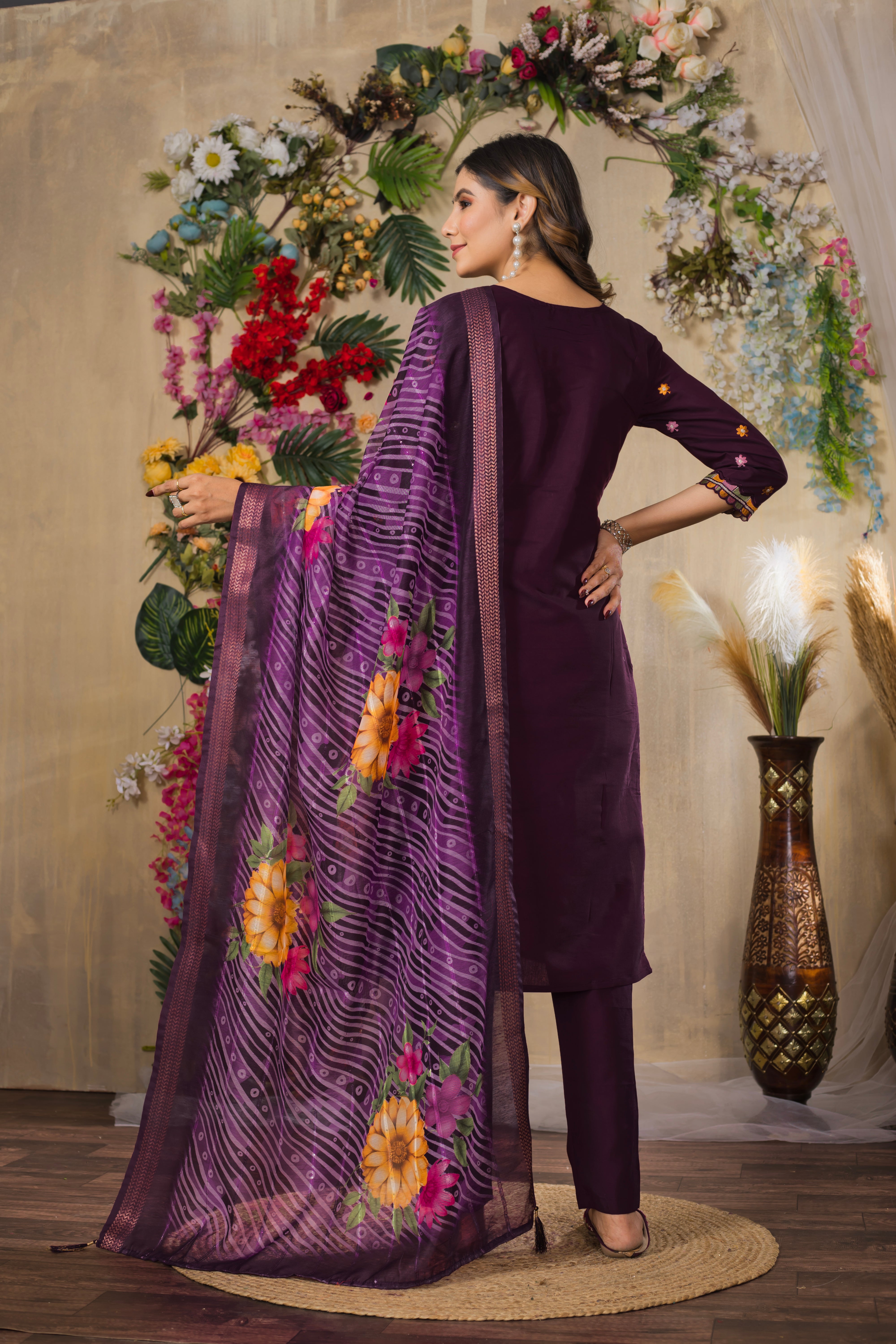 Elegant Straight Kurti Pant Dupatta Set