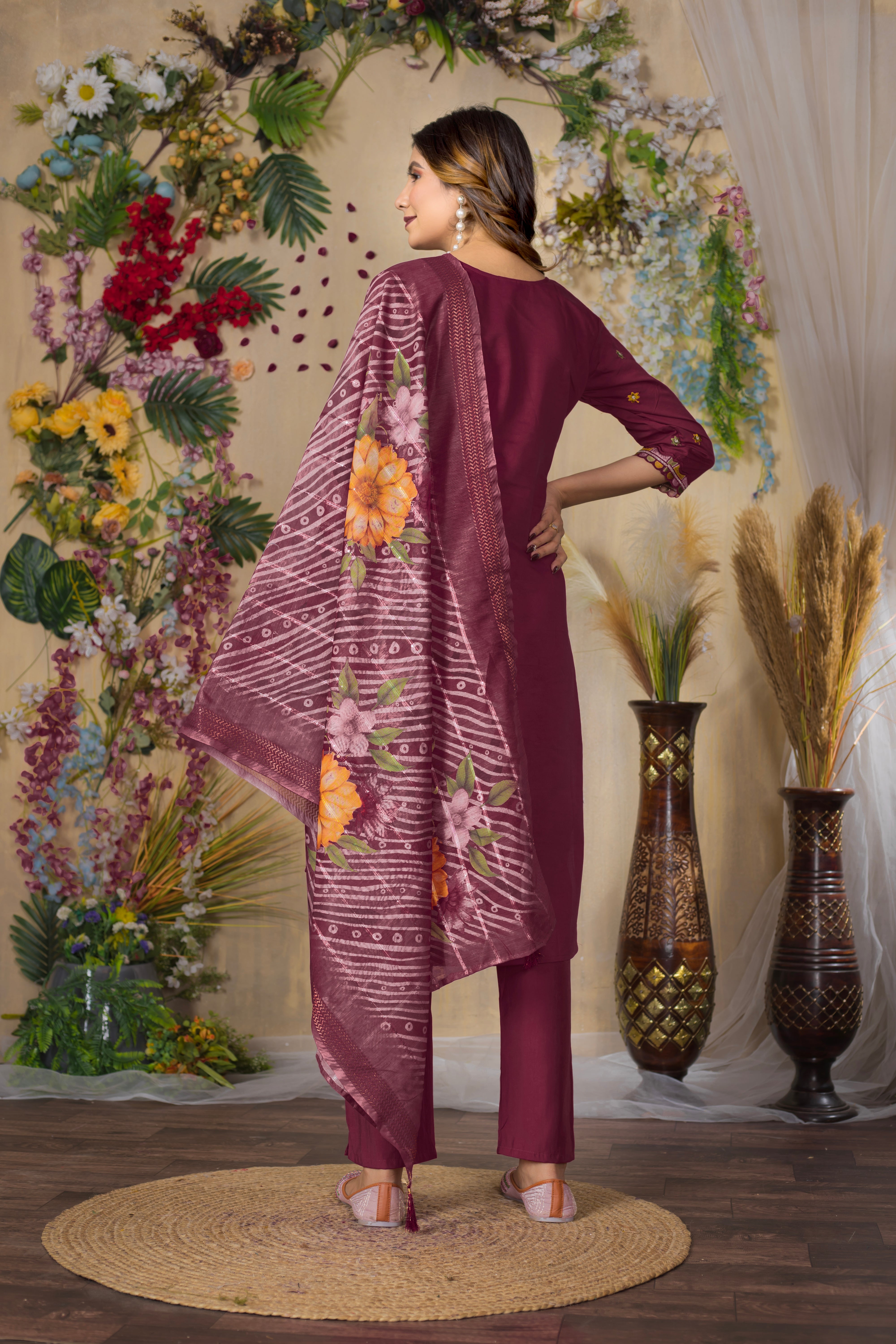 Elegant Straight Kurti Pant Dupatta Set