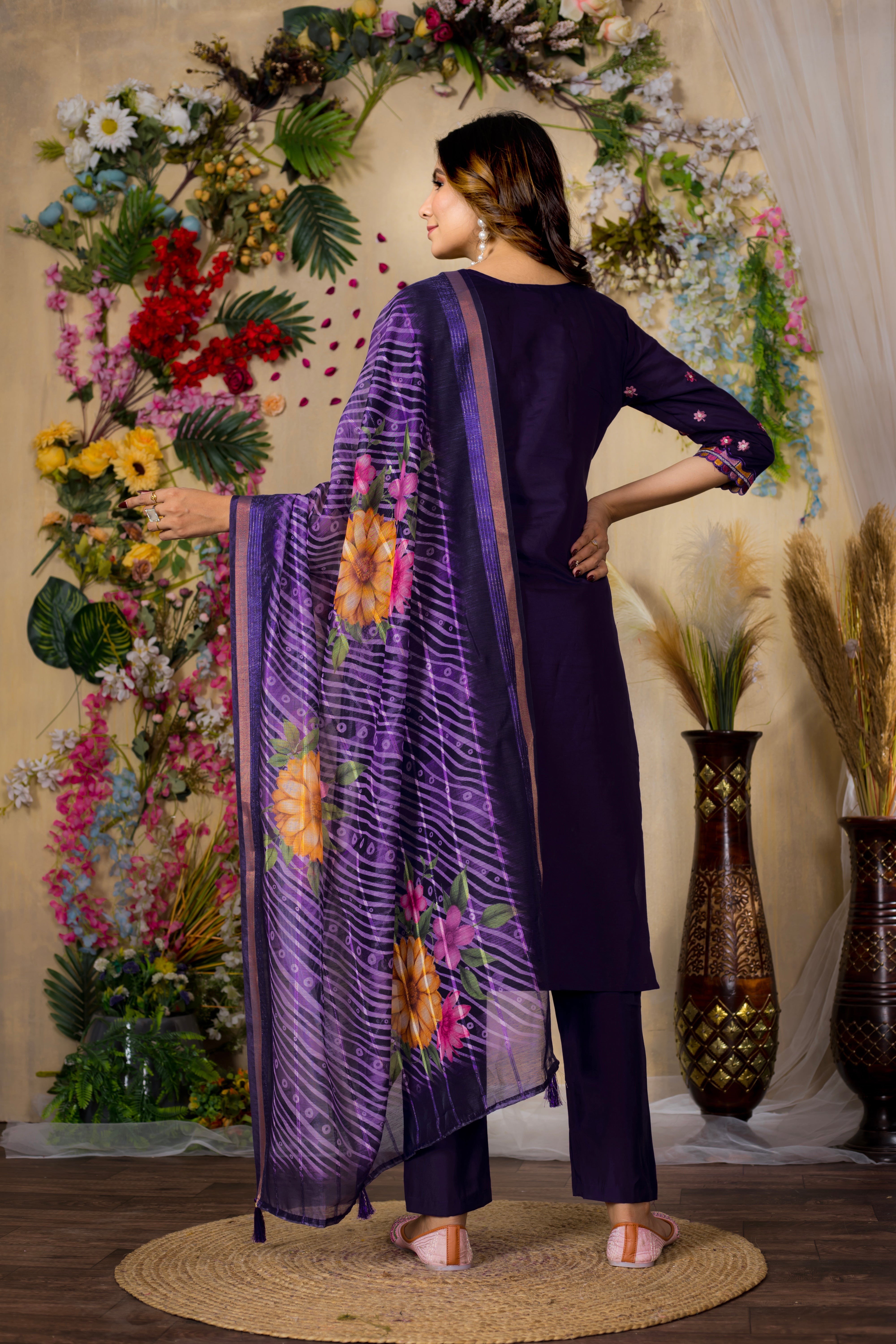 Elegant Straight Kurti Pant Dupatta Set