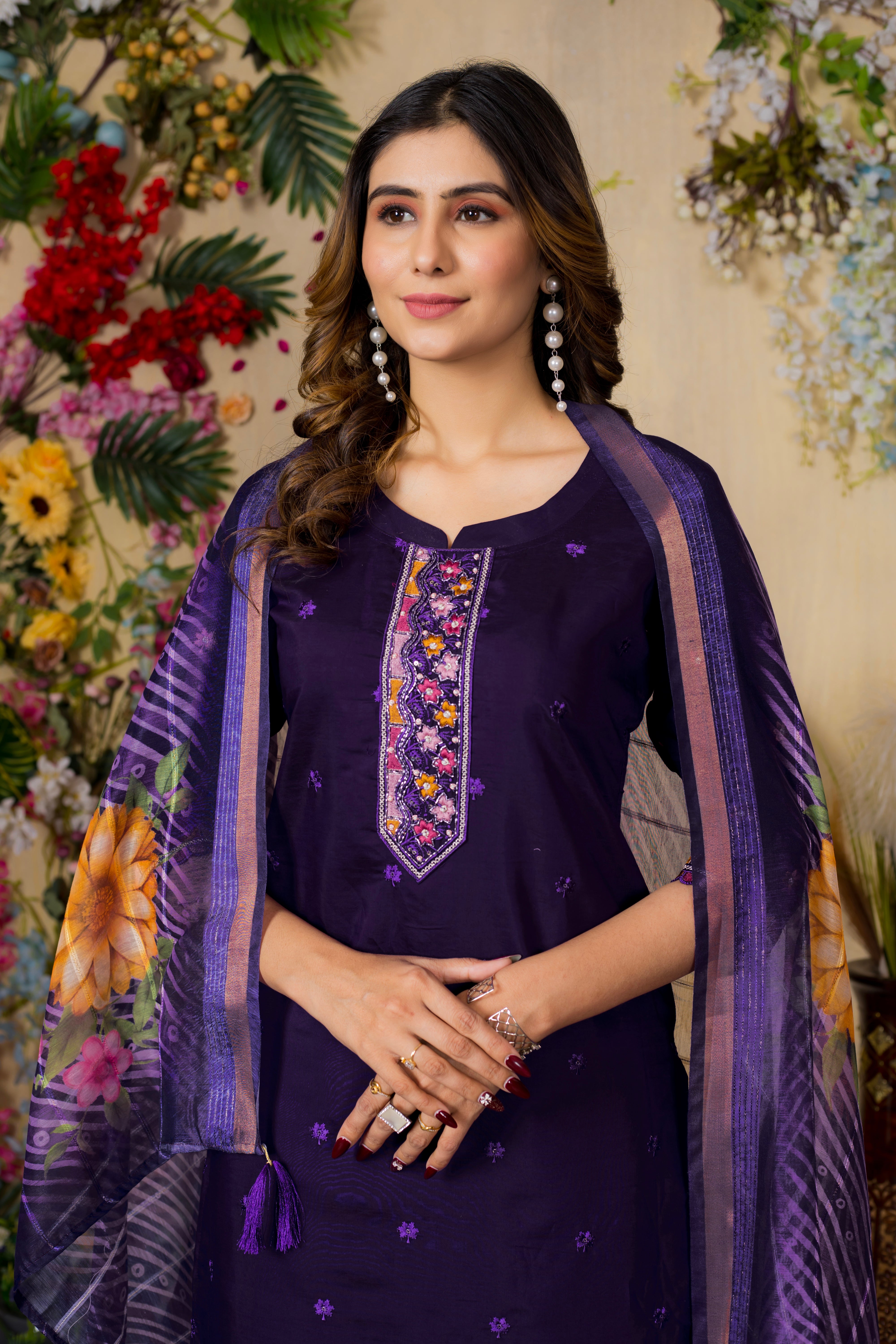 Elegant Straight Kurti Pant Dupatta Set