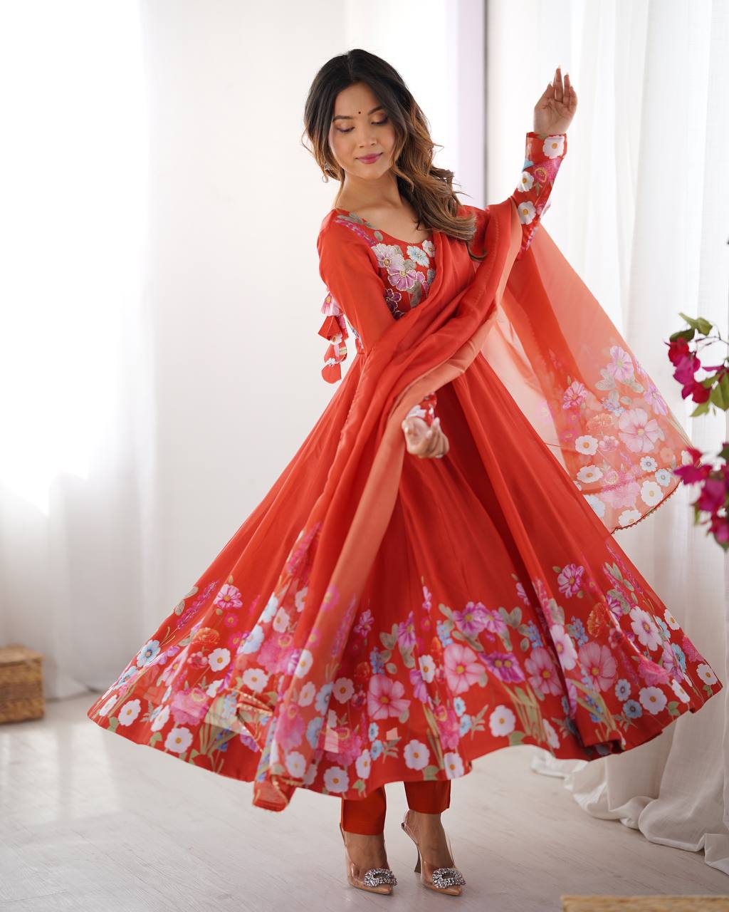 REAL MODELING PURE SOFT ORGANJA SILK FABRIC FULLY FLAIR KALI PATTERN AND CANVAS PATTA WITH DUPPTA SET ,PENT READY TO WEAR*