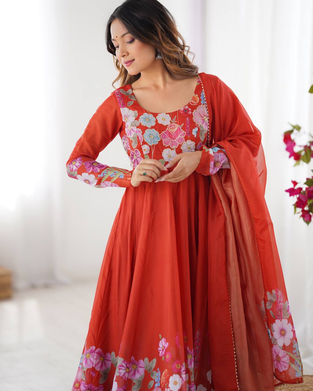 REAL MODELING PURE SOFT ORGANJA SILK FABRIC FULLY FLAIR KALI PATTERN AND CANVAS PATTA WITH DUPPTA SET ,PENT READY TO WEAR*