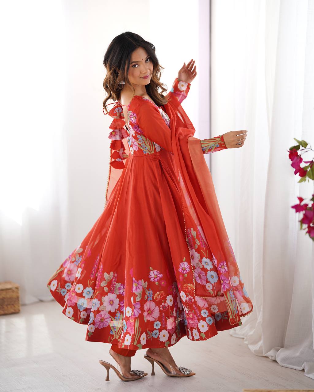 REAL MODELING PURE SOFT ORGANJA SILK FABRIC FULLY FLAIR KALI PATTERN AND CANVAS PATTA WITH DUPPTA SET ,PENT READY TO WEAR*